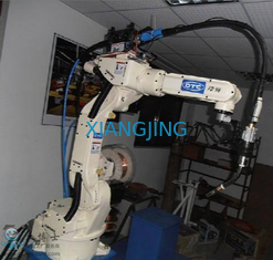 Robot hàn cánh tay robot 7 trục FD-v6 thứ hai