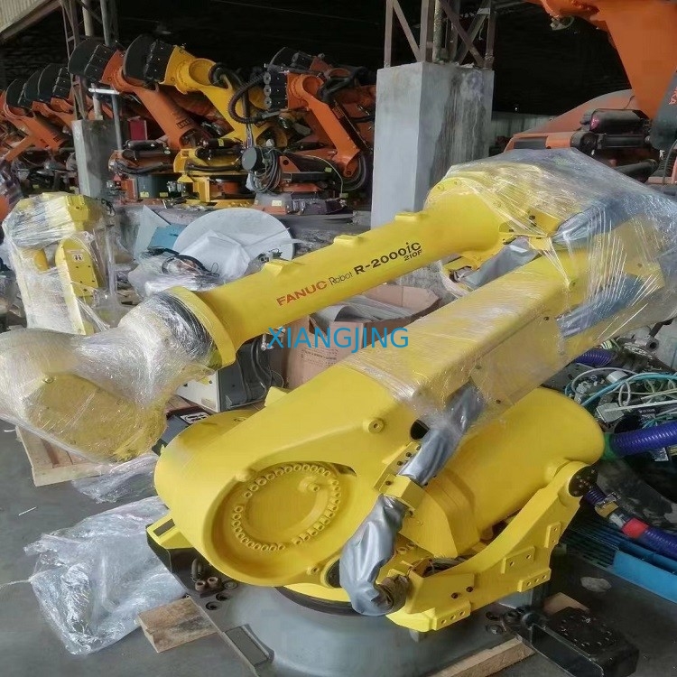 Robot Fanuc R-2000iC / 210F đã qua sử dụng với tủ R-30iB Plus Mặt dây chuyền dạy học Robot công nghiệp đã qua sử dụng