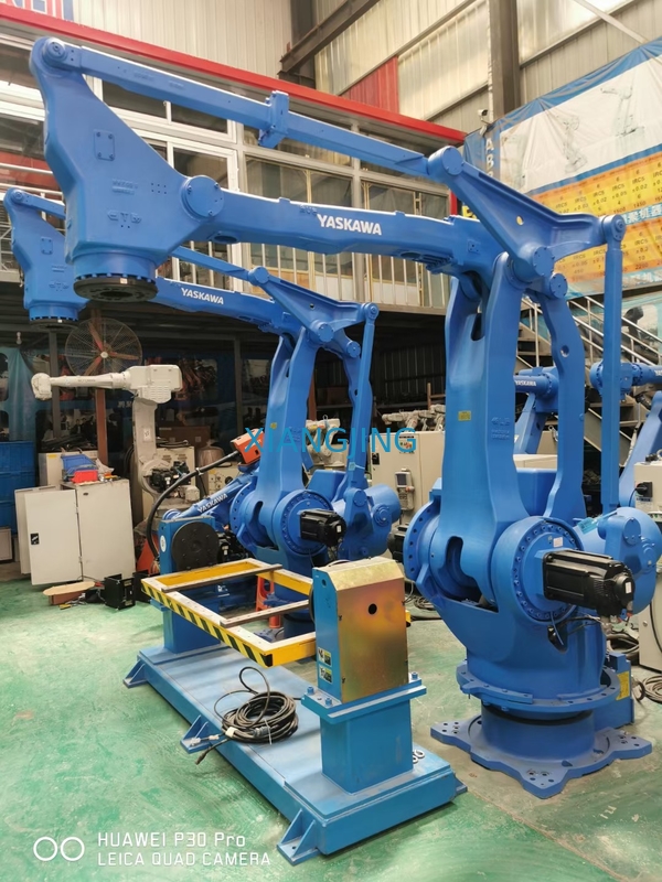 Cánh tay rô-bốt công nghiệp Yaskawa GP180 đã qua sử dụng để gắp và đặt bằng kẹp
